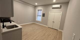 306 W Franklin Gallery 47