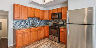 1324 West Lombard Street - 2 Gallery 11