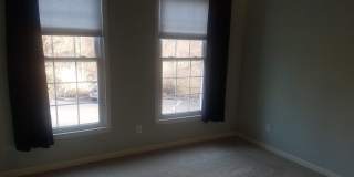 290 Riverbend Dr Gallery 6