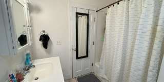 188 L St Gallery 11