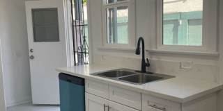 1002-1012½ N. Sweetzer Ave. Gallery 17