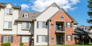 River Oaks Apartments Gallery 26