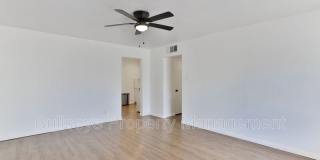 2129 W. Weldon Ave. Gallery 4