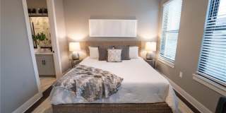 1052 Fraser Street unit: 1052 Gallery 18