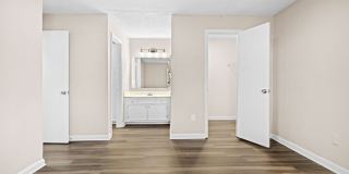 Castle Creek Gallery 70