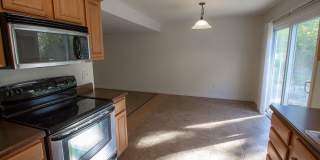 Spacious 4 BDR Duplex Gallery 39