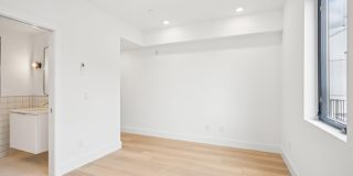 2007 CAMBRIDGE Street Gallery 15