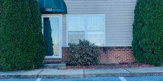 Townhouse for Rent in Beacon Hill Townhouse for Rent in Beacon Hill Gallery 1