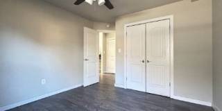 970 N Lewis Avenue Gallery 7