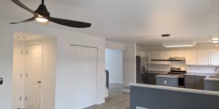 9464 West Hinsdale Place Gallery 17