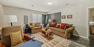 Spacious 4-Bedroom Single Family Home for Rent in Westchester Gallery 17