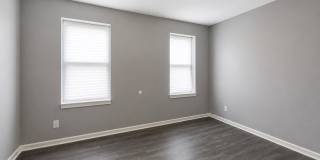 3 Bedroom Home with Modern Finishes, Central Air & Private Backyard Gallery 10