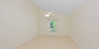3/2 Beautiful Meadow Pointe Home Gallery 19