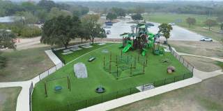 Charming 4BR House in Live Oak Gallery 17