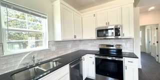 1960 West Stone StreetUnit #2 Gallery 3
