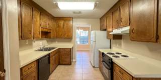 Well Kept 3 Bedroom 2 Bath House Available for Rent in Scenic Heights! Well Kept 3 Bedroom 2 Bath House Available for Rent in Scenic Heights! Gallery 5