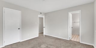 2 Bedroom Walking Distance to NCSU! Gallery 3