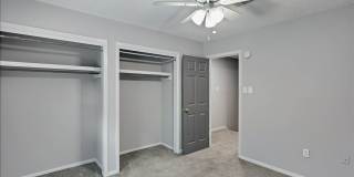 1718-1720 Hazel Street Gallery 17