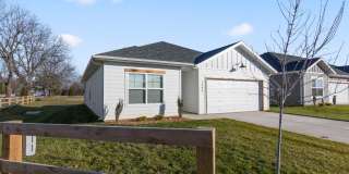 The Dell 55+ Villas Gallery 1