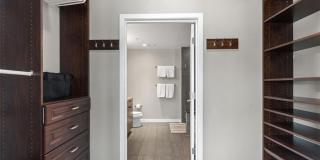 4909 Laclede Avenue Gallery 15