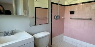 Updated 3 bedroom w/ Large Yard Gallery 17