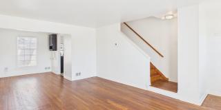 Cute 2 bed 1 bath with a basement you don't want to miss! Gallery 1