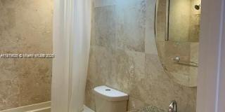 901 NE 14th Ave Gallery 7