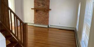 451 Franklin Street Gallery 6