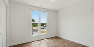 301 Kenmore Avenue Gallery 11