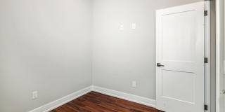 1527-29 RIDGE AVE #5C Gallery 17