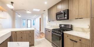 Limited-Time Special: $1,000 off the first month’s rent! Spacious 4-Bed, 3-Bath Home in Los Angeles – Includes 2 Suites Gallery 11