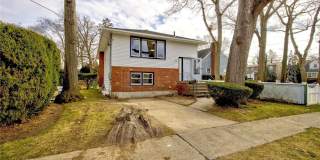 207 Catherine Avenue Gallery 24