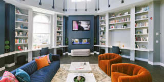 Topiary Park Crossing Gallery 19