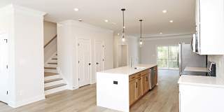 $500 off 1st Month's Rent! Pet-Friendly Crozet Living Gallery 3