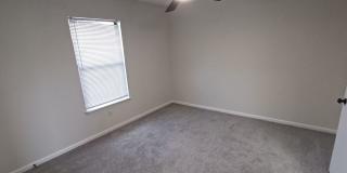 Newly Remodeled 2 BR 1.5 BA Town Homes Gallery 21