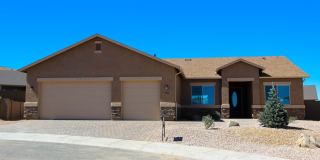 Granville Home with 3 Car Garage Gallery 1