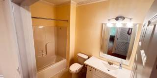 CHARMING TWO-BEDROOM, TWO-BATH CONDO IN WYNGATE, AT WACHESAW EAST! Gallery 22