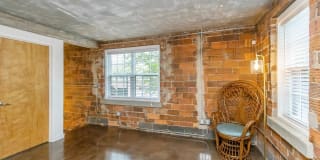 South Front Apartments Gallery 106