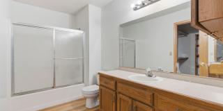 Nixa 3 bed 2 bath 2 car garage home! Gallery 14