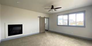 Lovely Home in New Community 10 min North of Redding! Gallery 14