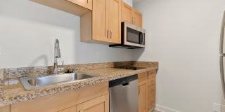 Avia Apartments on Pike Gallery 46