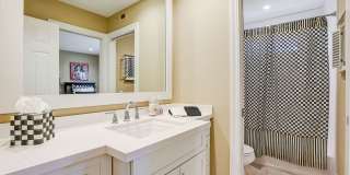 Stunning Fully-Furnished Harbor Ridge View Estate Gallery 39