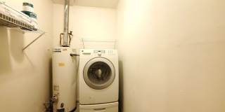 918 Hampton Gallery 16