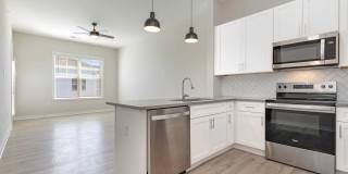 Middle Sound West Apartments Gallery 66