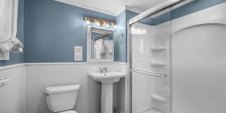 Great Location! Northtown Charmer! Gallery 14