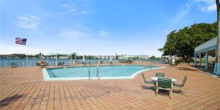 18601 NE 14th Ave Gallery 29