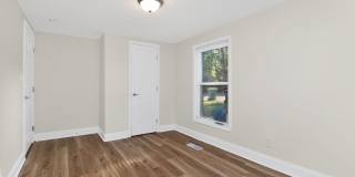 Summer Rent Special on this Cozy Two Bedroom Home! Gallery 14