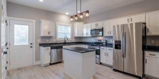 827 Charlotte Street Gallery 5