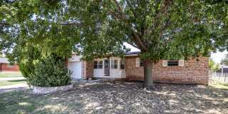 4802 Southeast Avalon Avenue Gallery 1
