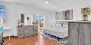 Spacious & Fully Renovated Townhome in East Hollywood – Prime Location! Gallery 20